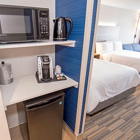 Holiday Inn Express - Red Deer North By Ihg Exteriör bild